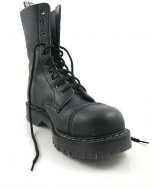 Frankfurter Neue Presse – Angeklagter streitet alles ab